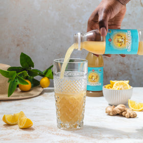 Gingerade au Citron et Miel, bouteille vue de côté
