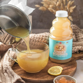 Gingerade au Citron et Miel dans un cadre de vie, près d'une piscine