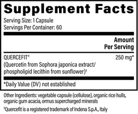 Global Healing Center Quercetin 500mg capsules ouvertes sur une surface