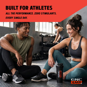GNC AMP Ripped Vitapak avec ingrédients clés en arrière-plan