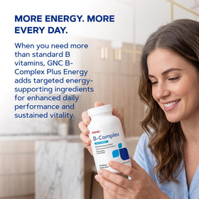 GNC B-Complex Plus Energy flacon sur un fond neutre