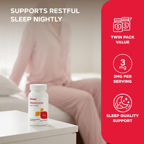 GNC Mélatonine 3mg comprimés présentés sur fond blanc