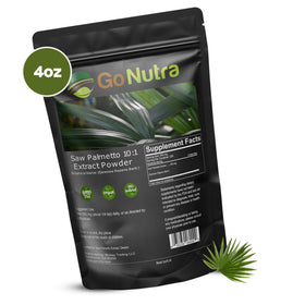 Go Nutra Extrait de Saw Palmetto 10:1 en poudre sur une table