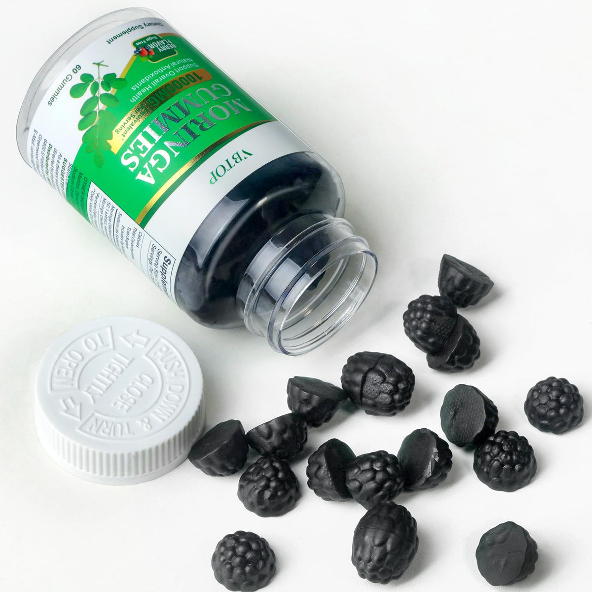 Gommes de Moringa VBTOP, mise en scène avec des baies