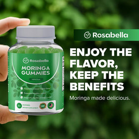 Gommes Rosabella Moringa dans une main