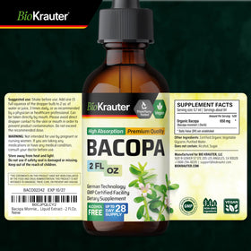 Goutte de Bacopa Monnieri sur une cuillère en bois
