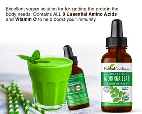 Gouttes de Moringa Herbal Papaya sur un fond naturel