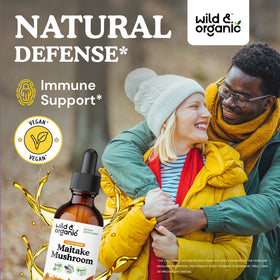 Gouttes de teinture de champignon maitake Wild & Organic dans une cuillère