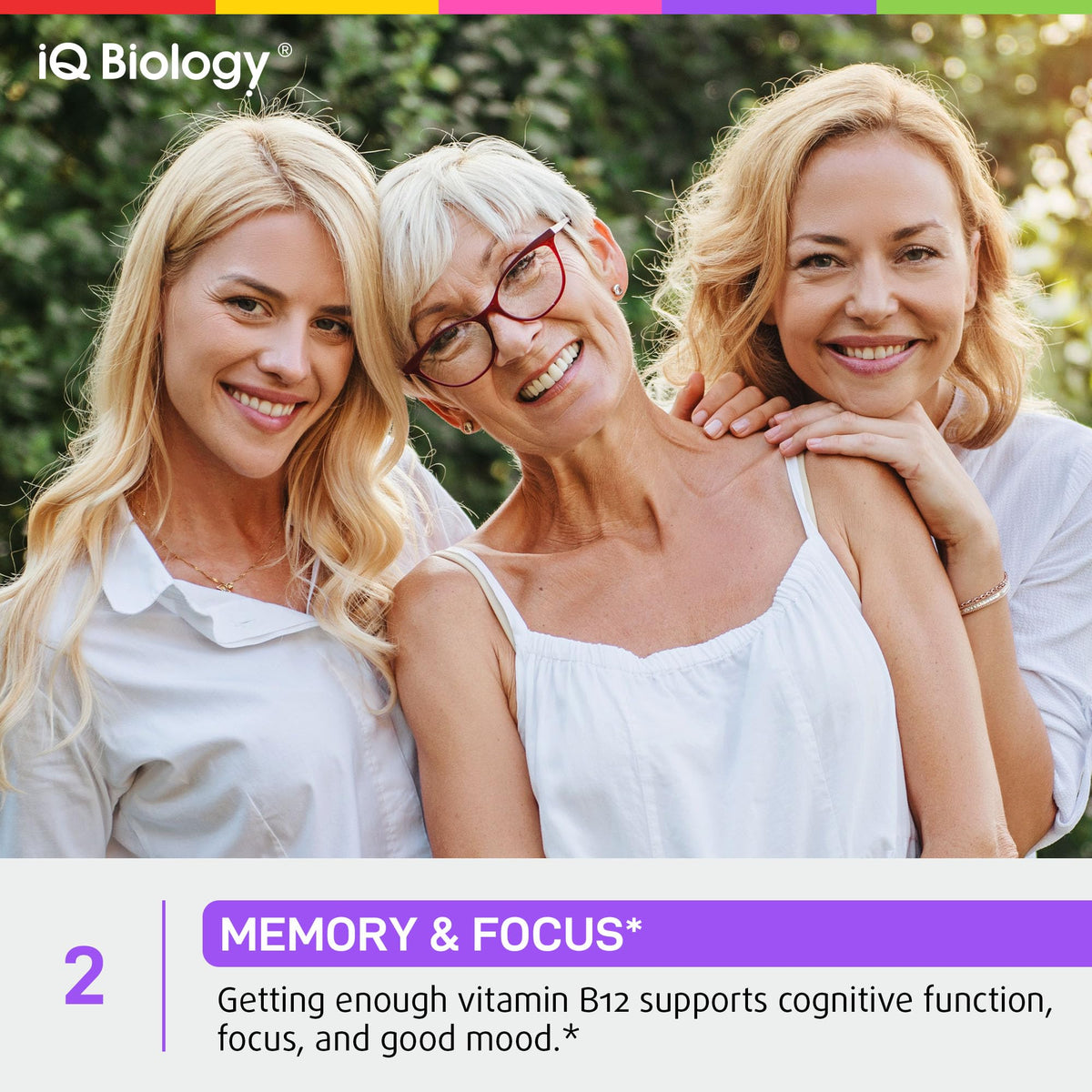 Gouttes de vitamine B12 IQ BIOLOGY avec un fond de nature