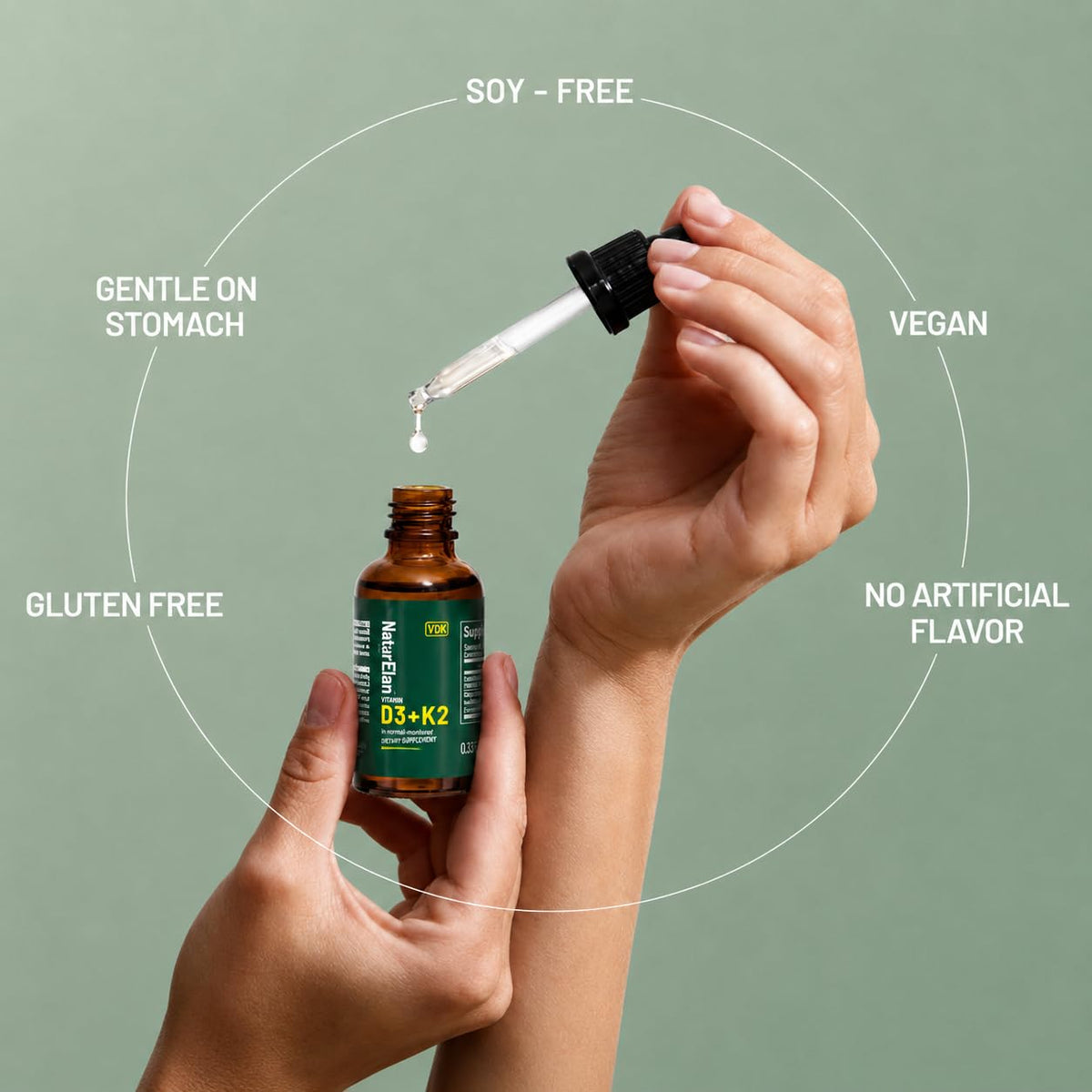 Gouttes de vitamine D3 K2 NaturElan avec des ingrédients naturels en arrière-plan