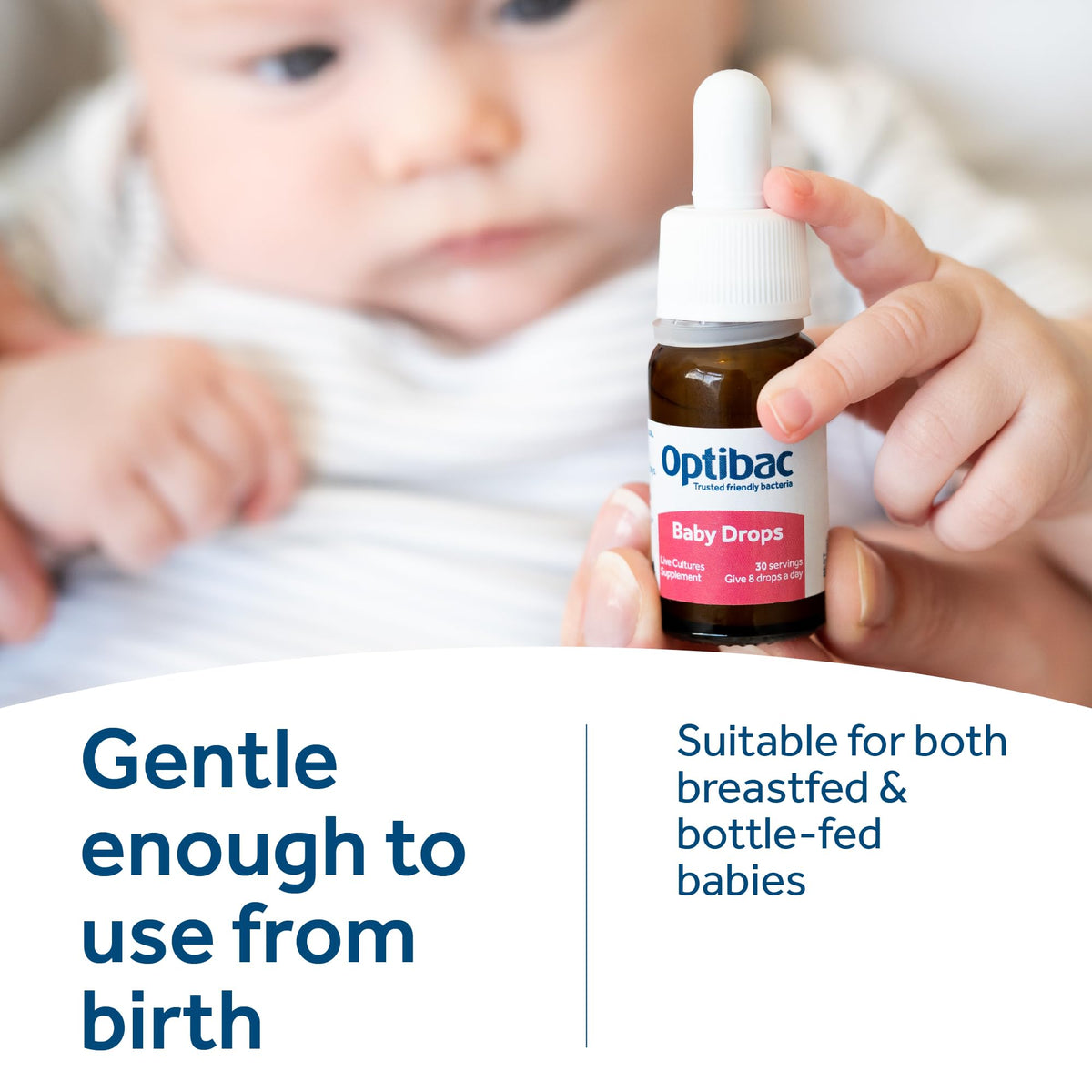 Gouttes Optibac Probiotics pour Bébé sur un doigt
