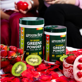 Greens First Poudre de Super-aliments Fraise Kiwi 592g avec cuillère doseuse