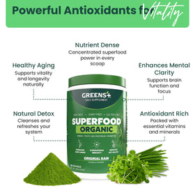 Greens+ Poudre Superaliment Bio 322g - échantillon dans un verre