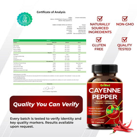 GriMed Poivre de Cayenne flacon sur une table en bois