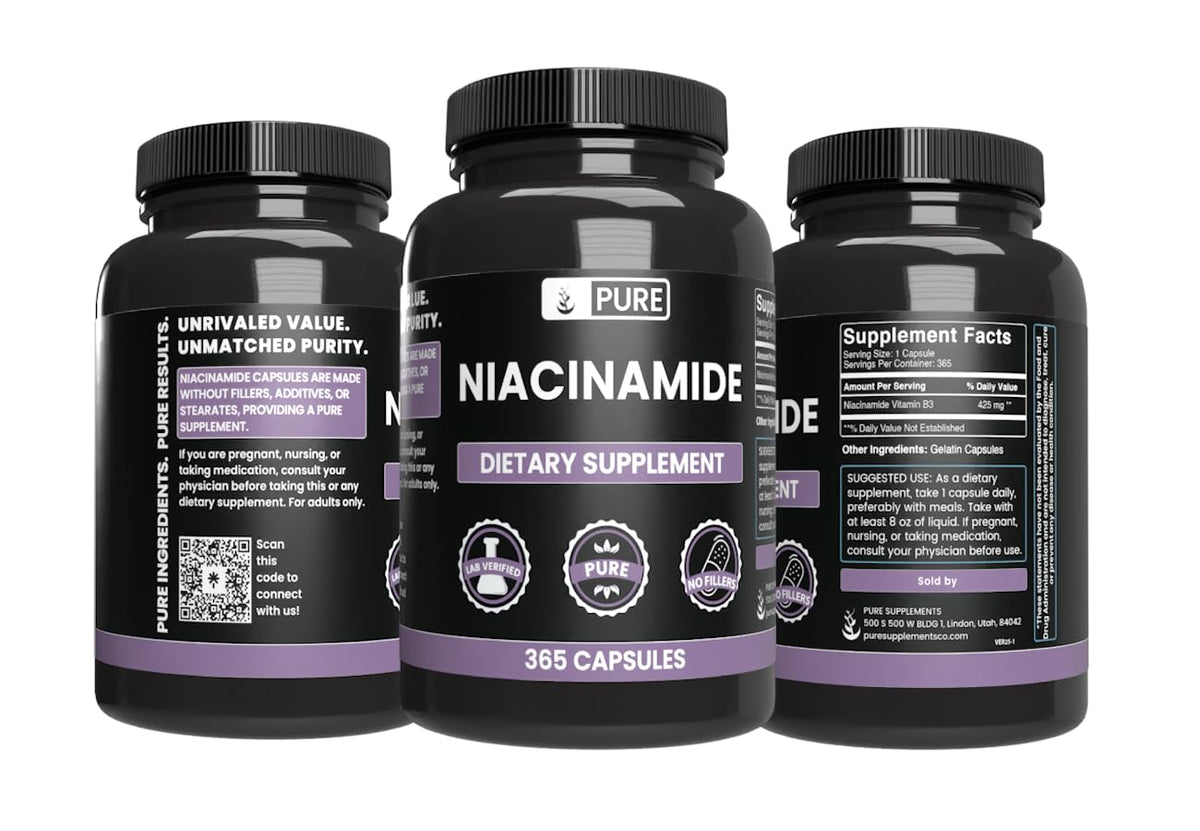 Gros plan sur les capsules de Niacinamide, couleur blanche
