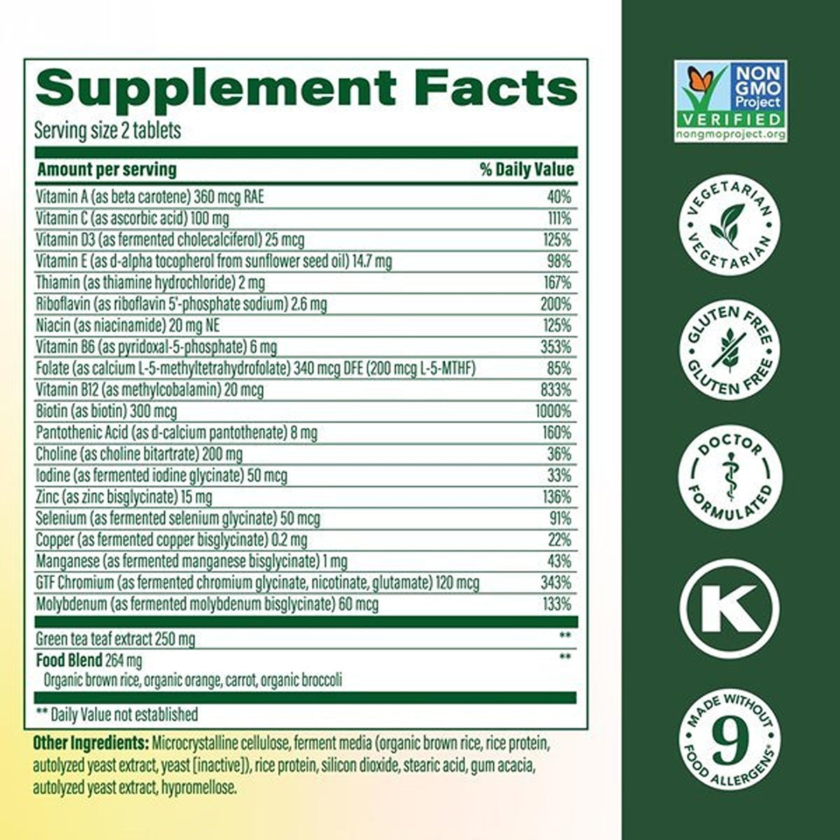 Gros plan sur les comprimés MegaFood Multivitamines Femmes 55+