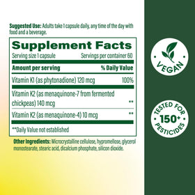 Gros plan sur une capsule de MegaFood Vitamine K1 & K2