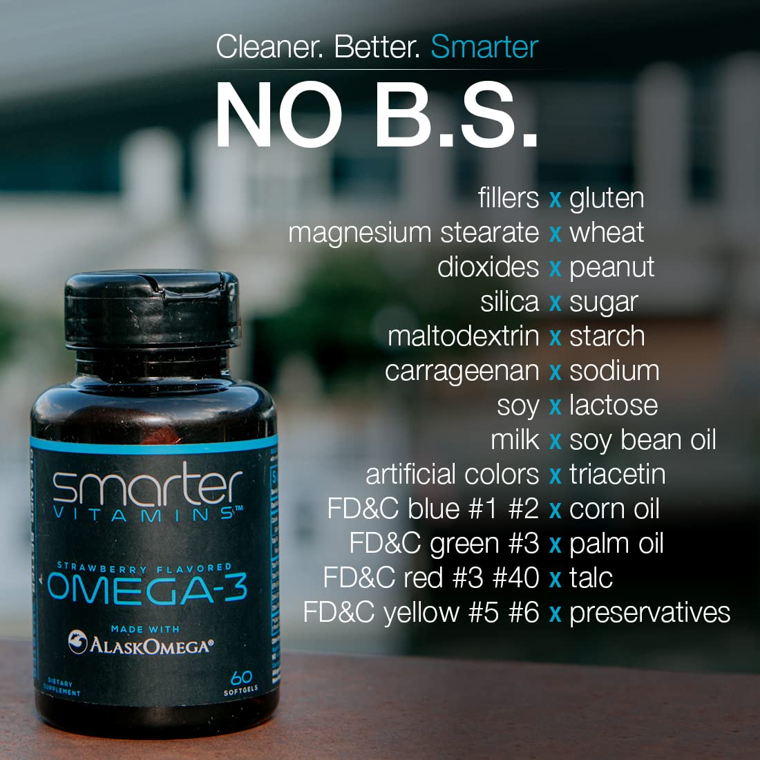 Groupe de deux bouteilles de SmarterVitamins Omega-3 sur une table en bois