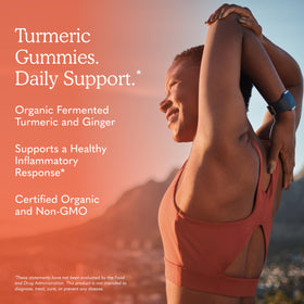 Gummies au curcuma Garden of Life sur une table