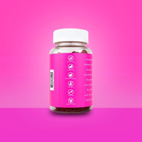 Gummies Curvy Body Bears sur une surface en bois