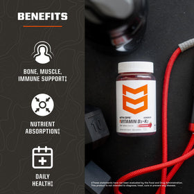 Gummies D3 + K2 MTN OPS avec une fraise à côté
