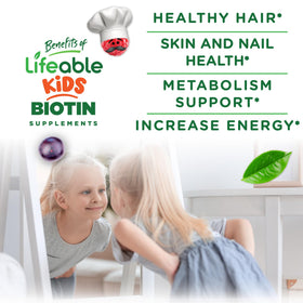 Gummies de biotine Lifeable sur une table avec des fruits