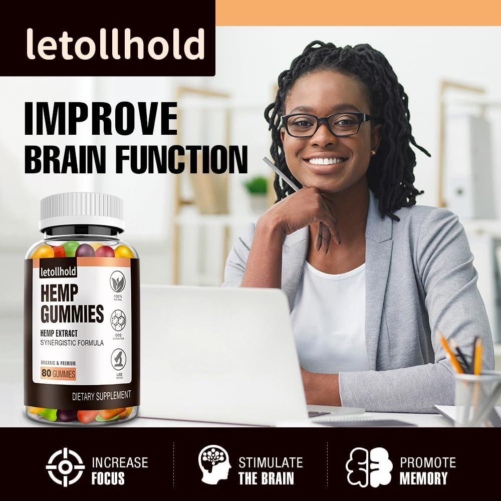 Gummies de Chanvre letollhold sur une table avec d'autres compléments