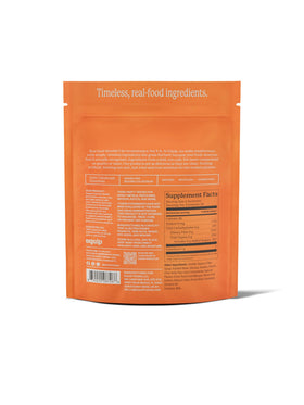 Gummies de colostrum bovin Equip, mise en scène avec des fruits