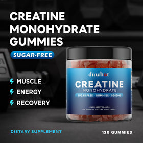 Gummies de créatine duwhot prises dans la main