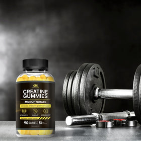Gummies de créatine Effective Nutra avec des fruits frais en arrière-plan