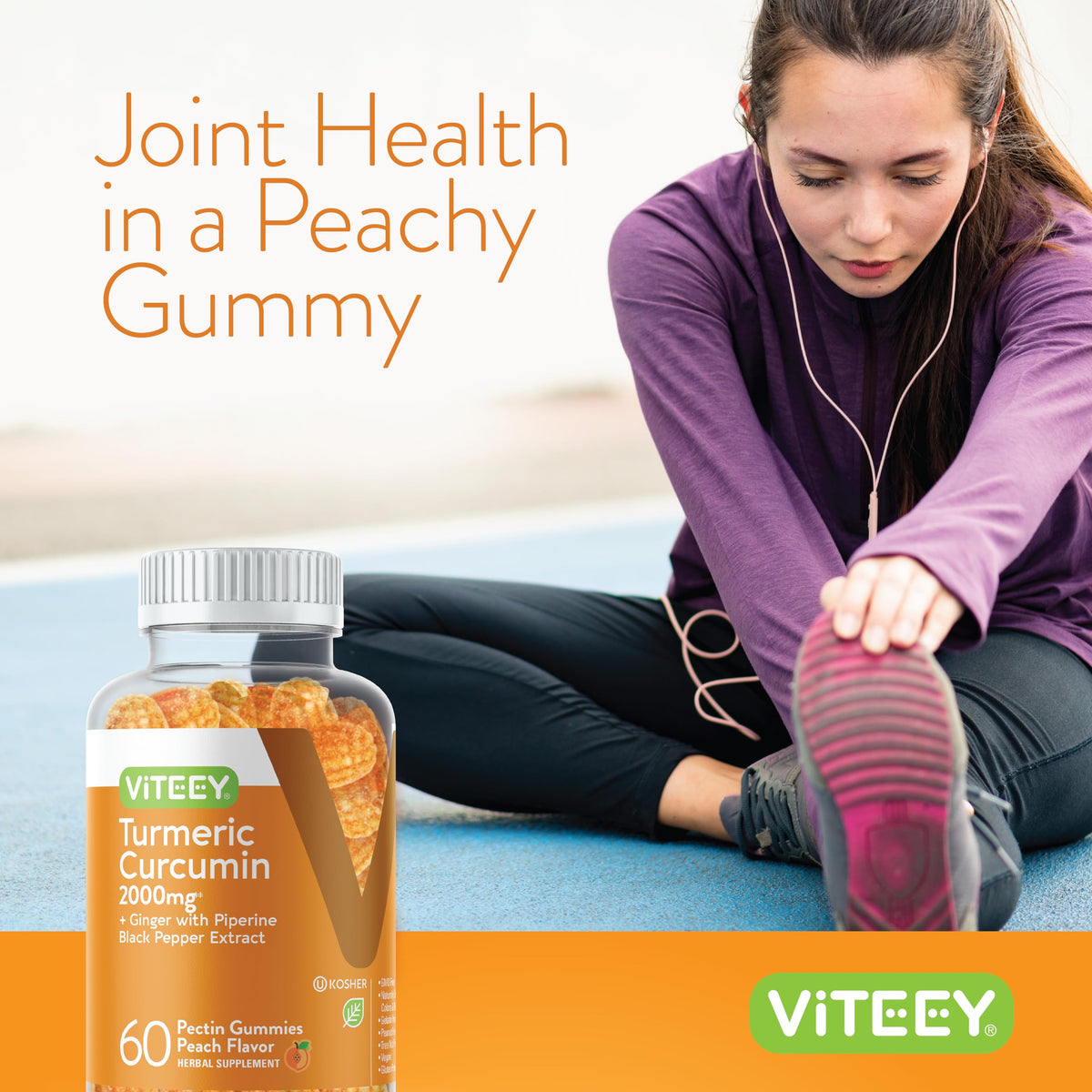 Gummies de curcuma Viteey dans une main