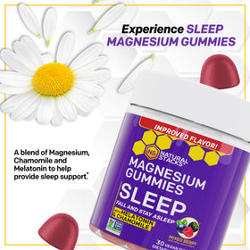 Gummies de magnésium NATURAL STACKS avec fruits rouges en arrière-plan