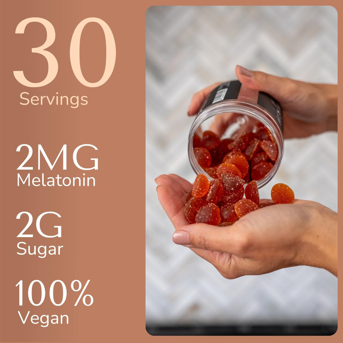 Gummies de Sommeil Lune avec des ingrédients naturels en arrière-plan