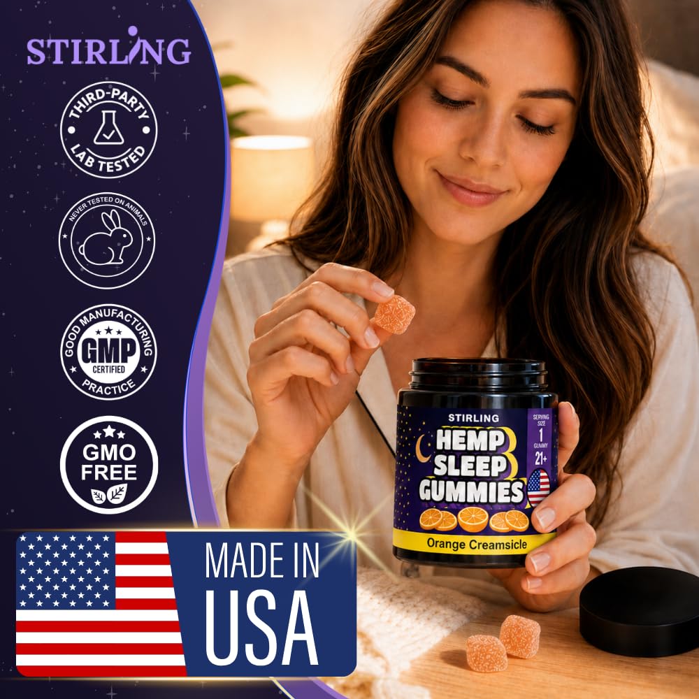 Gummies de sommeil STIRLING à côté d'un verre d'eau