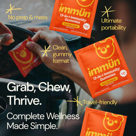 Gummies Grüns daily wellnessé avec une main tenant le paquet