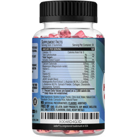 Gummies Jadee sur une surface blanche avec des capsules de vitamines
