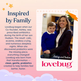 Gummies LOVEBUG sur une table avec des jouets d'enfants