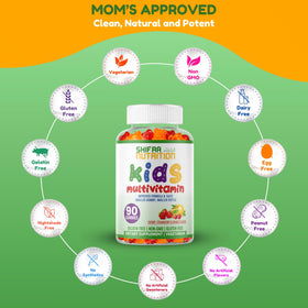 Gummies multivitamines Halal pour enfants dans une main d'enfant
