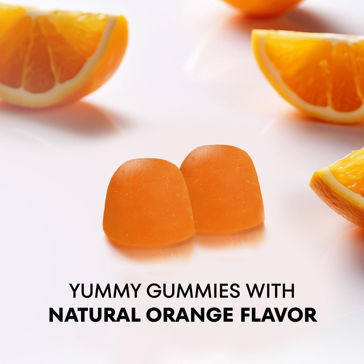 Gummies ONE A DAY pour enfants sur une table en bois