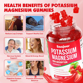 Gummies Potassium Magnésium Saajoor près d'un verre d'eau