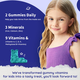 Gummies ReviNutra multivitamines pour enfants en gros plan