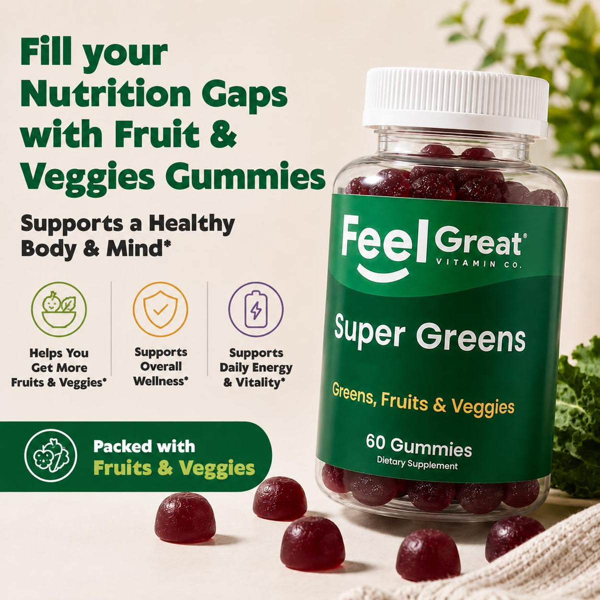 Gummies Super Greens sur une table avec des ingrédients naturels en arrière-plan