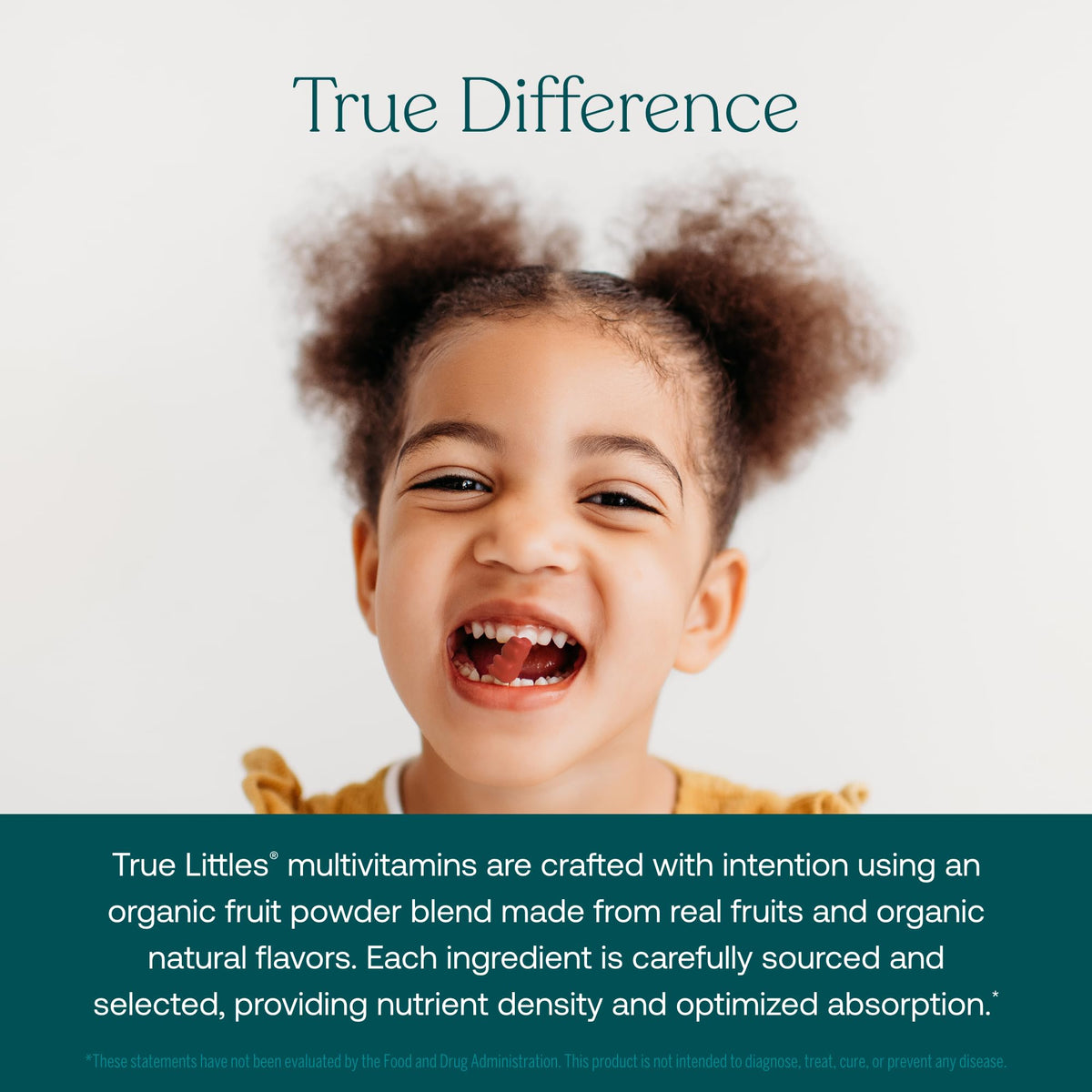 Gummies True Grace sur une table avec des fruits