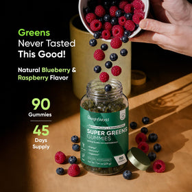 Gummies WeightWorld Super Greens avec fruits frais en arrière-plan