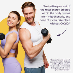 Healthy Origins CoQ10 400 mg gélules souples avec un verre d'eau