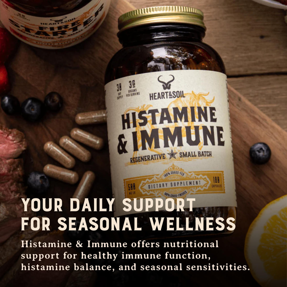HEART & SOIL Complément Alimentaire Histamine avec capsules sur un fond naturel