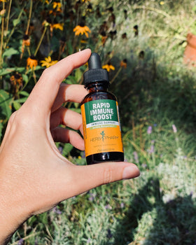 Herb Pharm Complément Alimentaire Echinacée sur table en bois