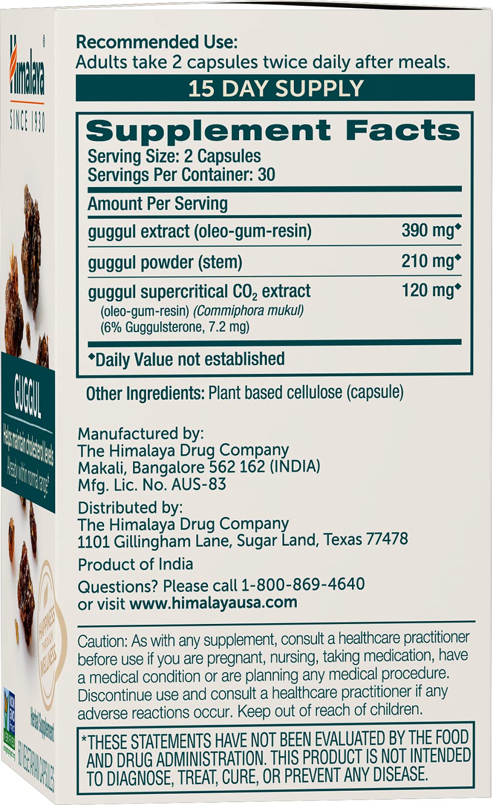 Himalaya Guggul Extrait 720 mg, capsules sur une surface blanche