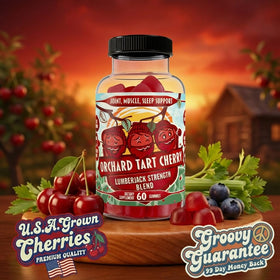 Hippie Farms Gommes de Cerise Acide dans une main