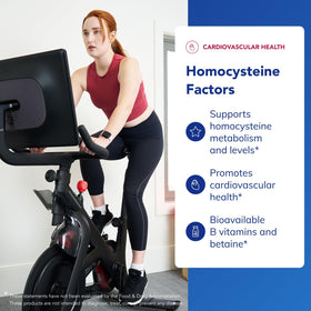 Homocysteine Factors 60 capsules sur une surface blanche
